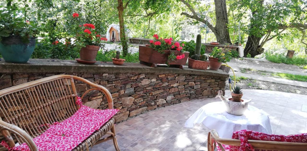 Agrifoglio B&B Con Giardino Aritzo Ngoại thất bức ảnh