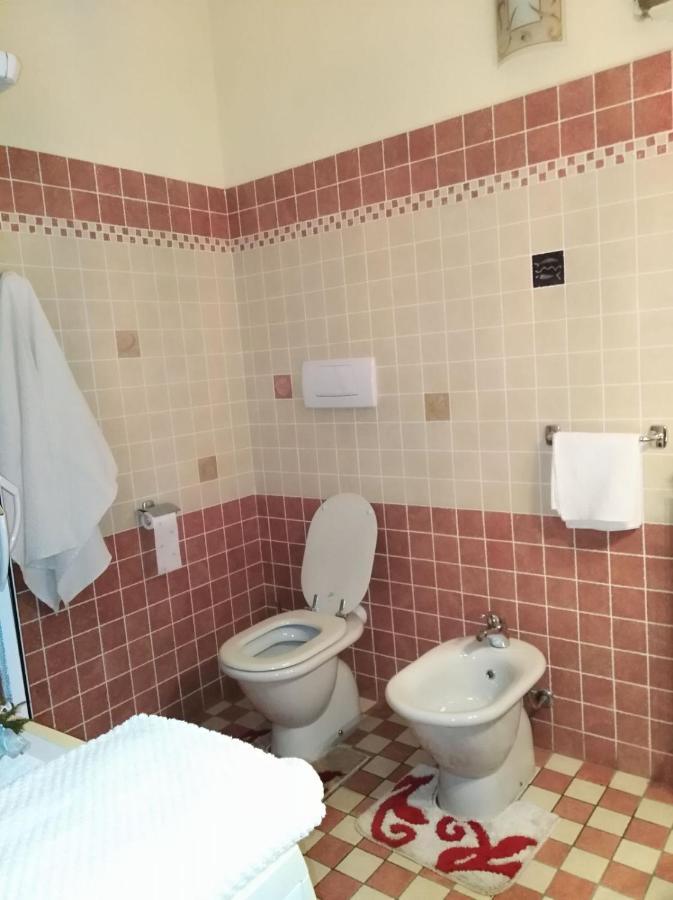 Agrifoglio B&B Con Giardino Aritzo Ngoại thất bức ảnh