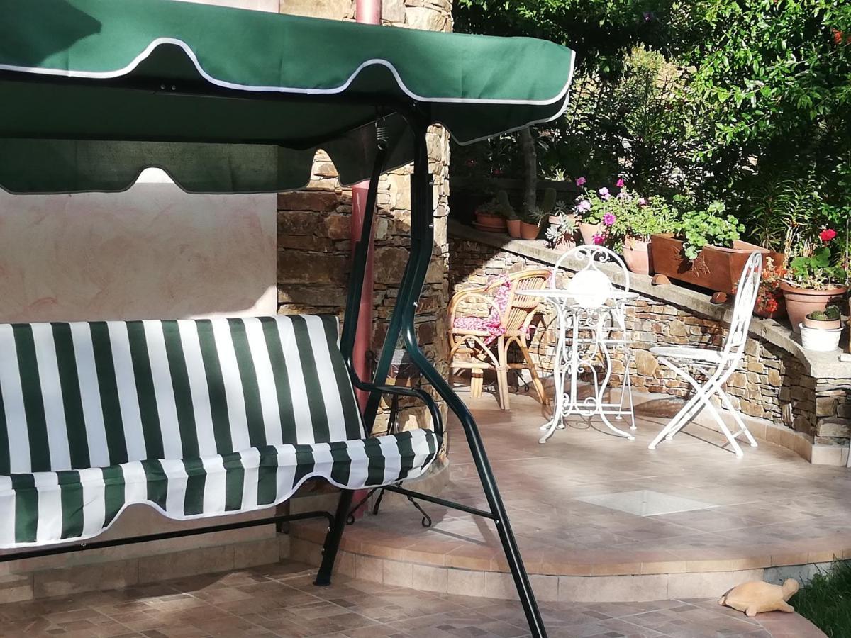 Agrifoglio B&B Con Giardino Aritzo Ngoại thất bức ảnh